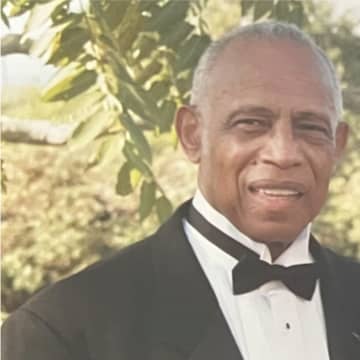 Daniel A. Woodard Jr., a beloved former educator who worked in White Plains for 34 years, has died.
