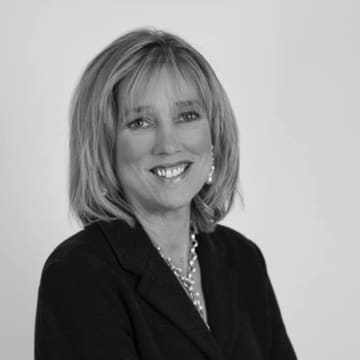 Nancy Kennedy is an Associate Broker for Houlihan Lawrence who works in Croton.