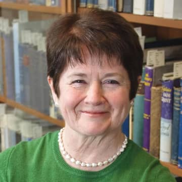 Maureen Sullivan will be guest speaker at the Wilton Library's annual meeting Sunday. 