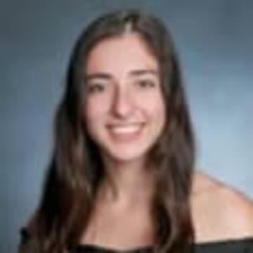 Sleepy Hollow High School senior Sara Friedman was recently honored as a Distinguished Finalist for New York in the 2015 Prudential Spirit of Community Awards.