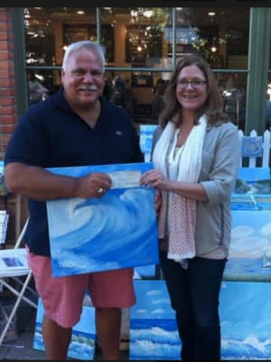 Local Artist Donates Proceeds From Show To Darien Arts Center