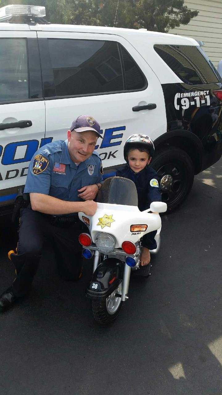 Officer Chris Stanton helped Andrew, 4, celebrate his birthday