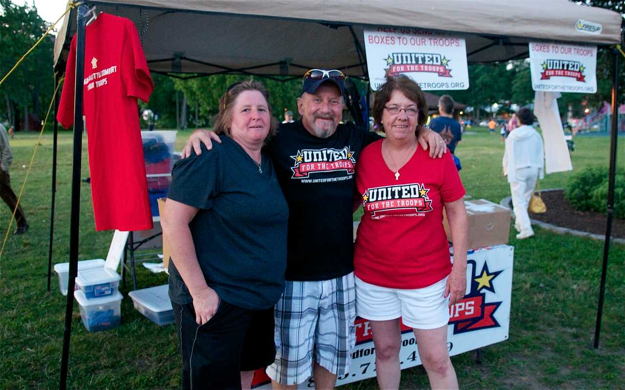 Wednesday's show helped raise funds for United for the Troops.