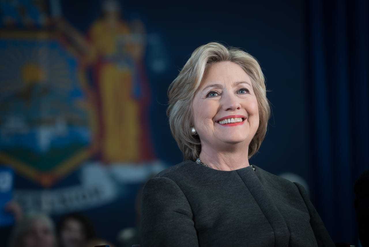 Hillary Clinton To Accept Global Leadership Award At Westchester Event