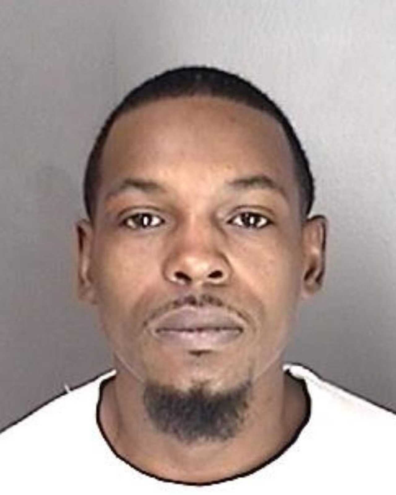 Peekskill News Crime - mam94vd