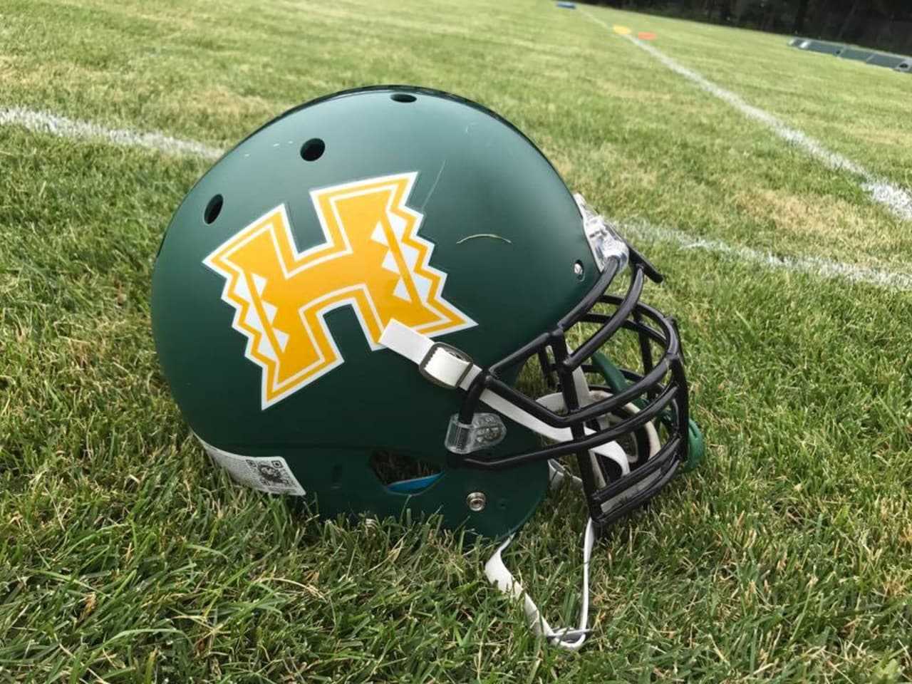 From Hawaii To Hastings Football Team Draws Inspiration From Aloha
