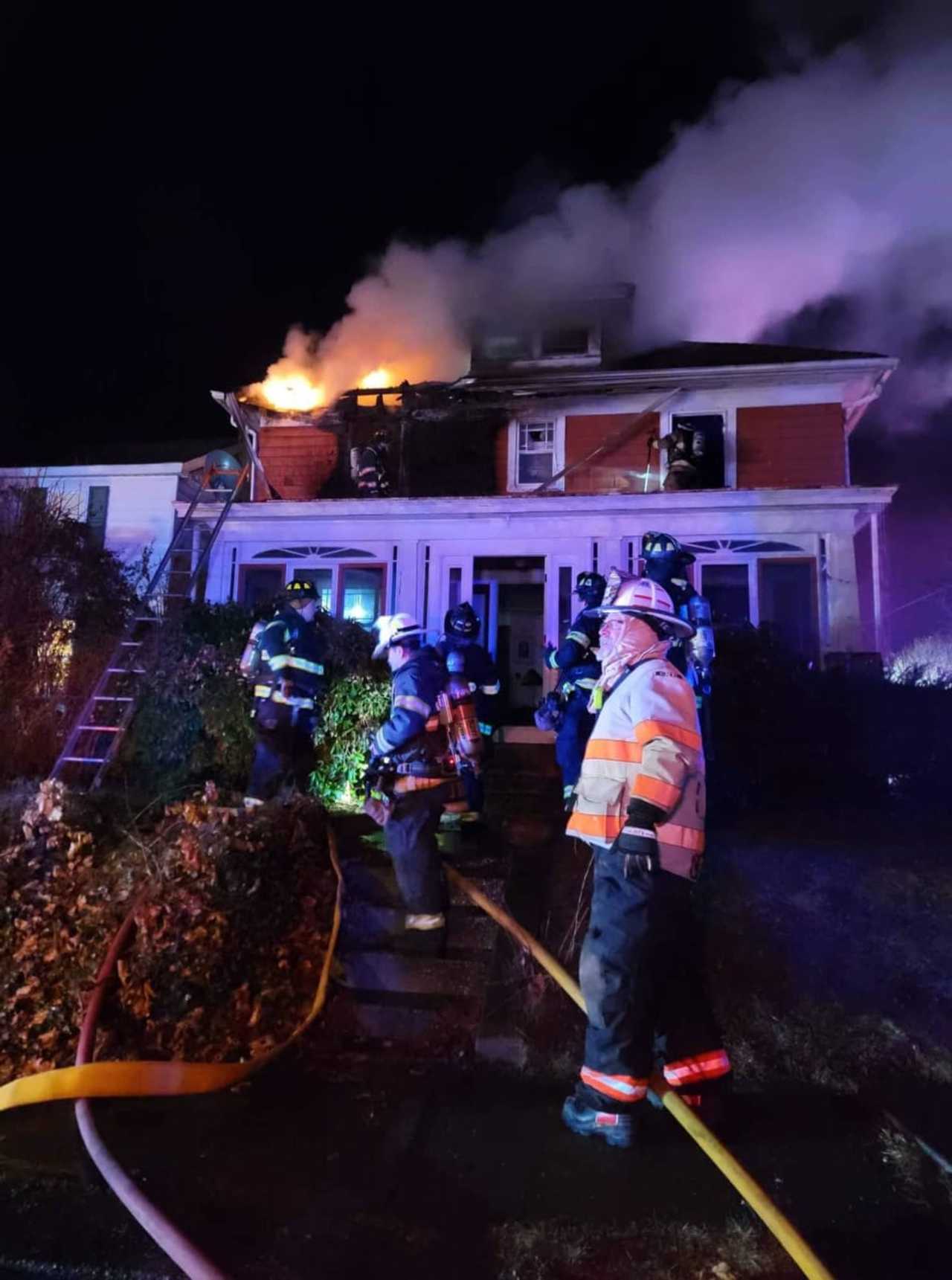 Crews Battle Warren County House Fire [Photos] Warren Hunterdon Daily Voice