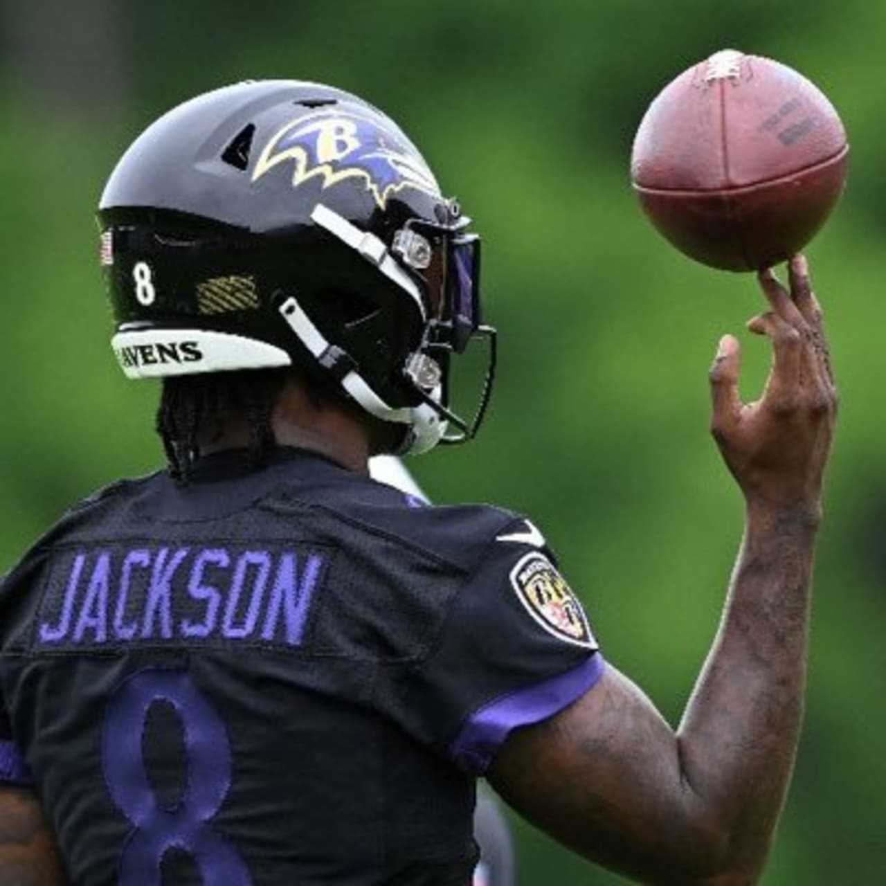 Ravens QB Lamar Jackson deletes profane tweet