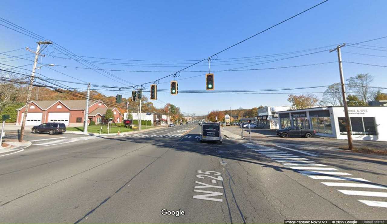 Man Fatally Struck By 2 Vehicles In Huntington Station Suffolk Daily