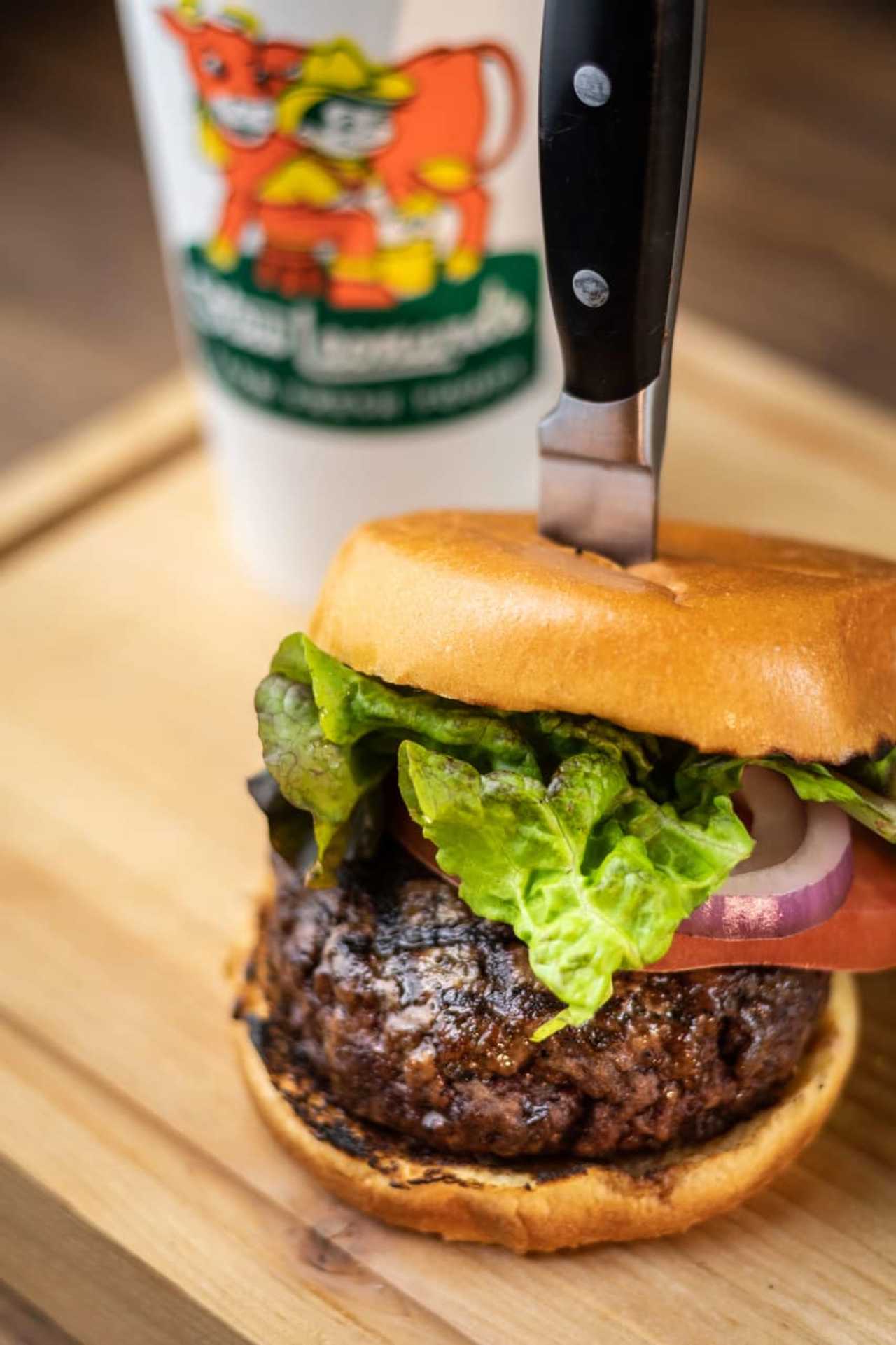 Stew Leonard's Wants To Send Thousands Of Burgers To North Korea Summit