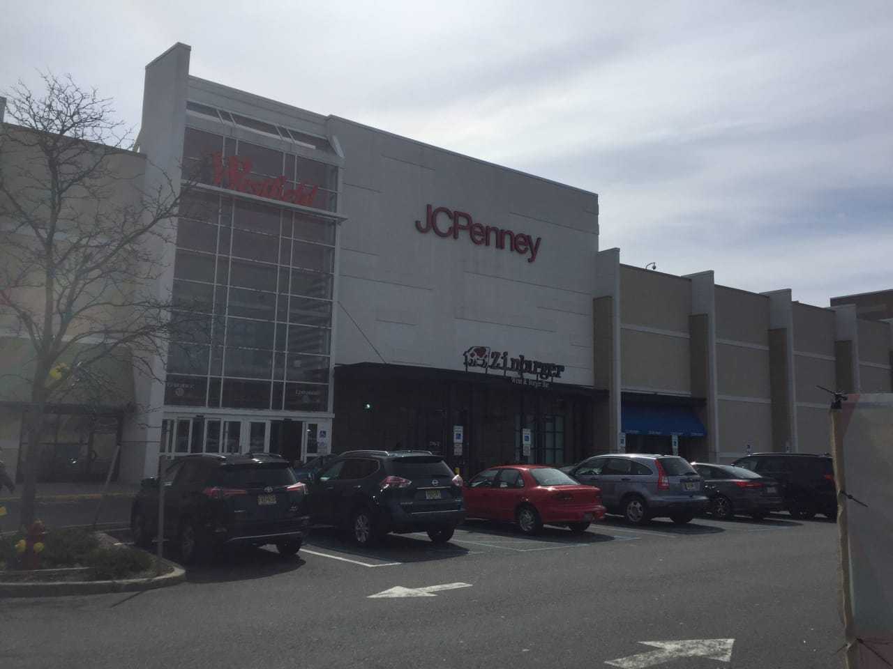 Breaking News: Shopper's Find Closing at Westfield Garden State Plaza in  Paramus, New Jersey 