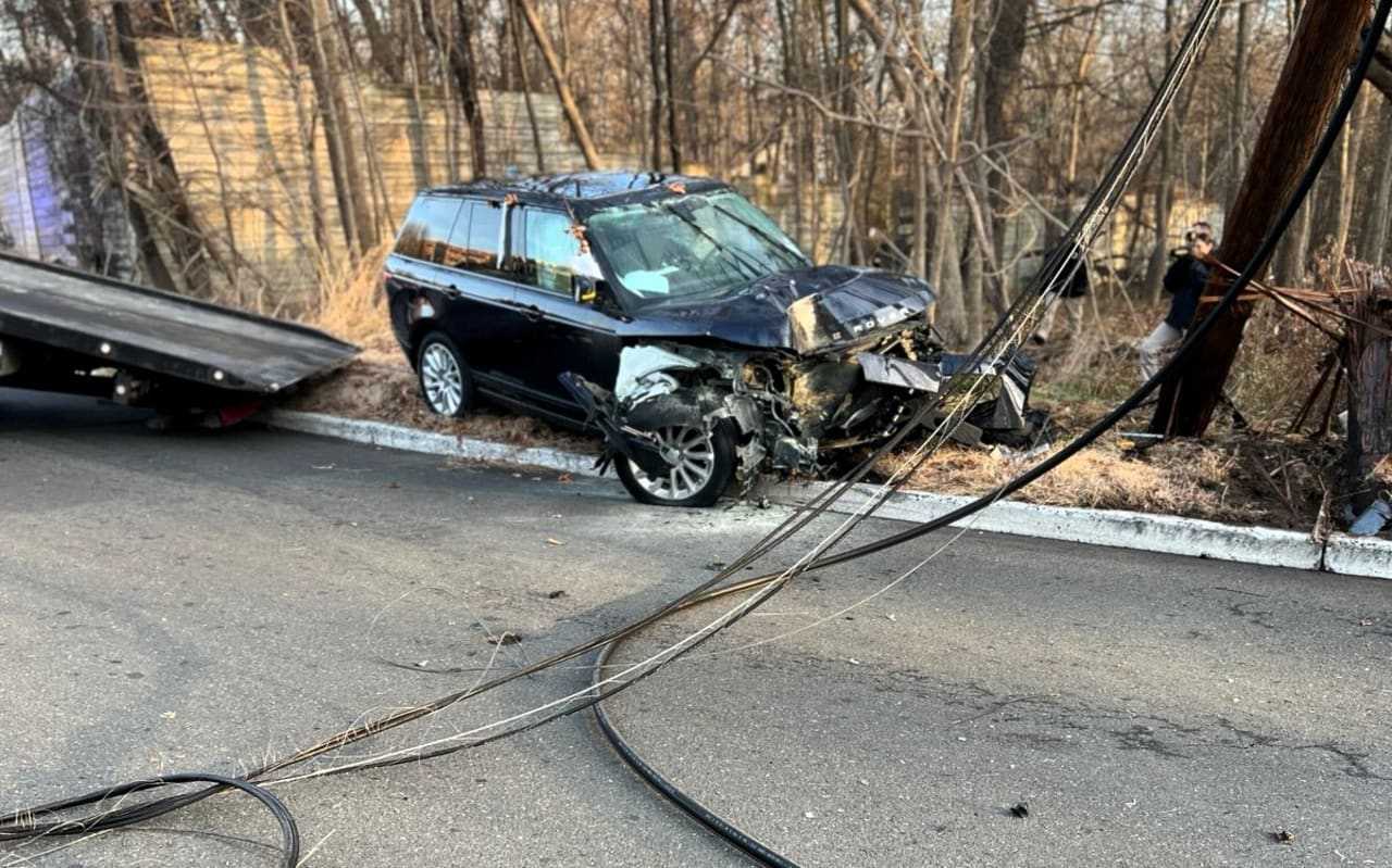 Update: Car Thieves In Fiery Utility Pole Crash That Closed Route 17 ...