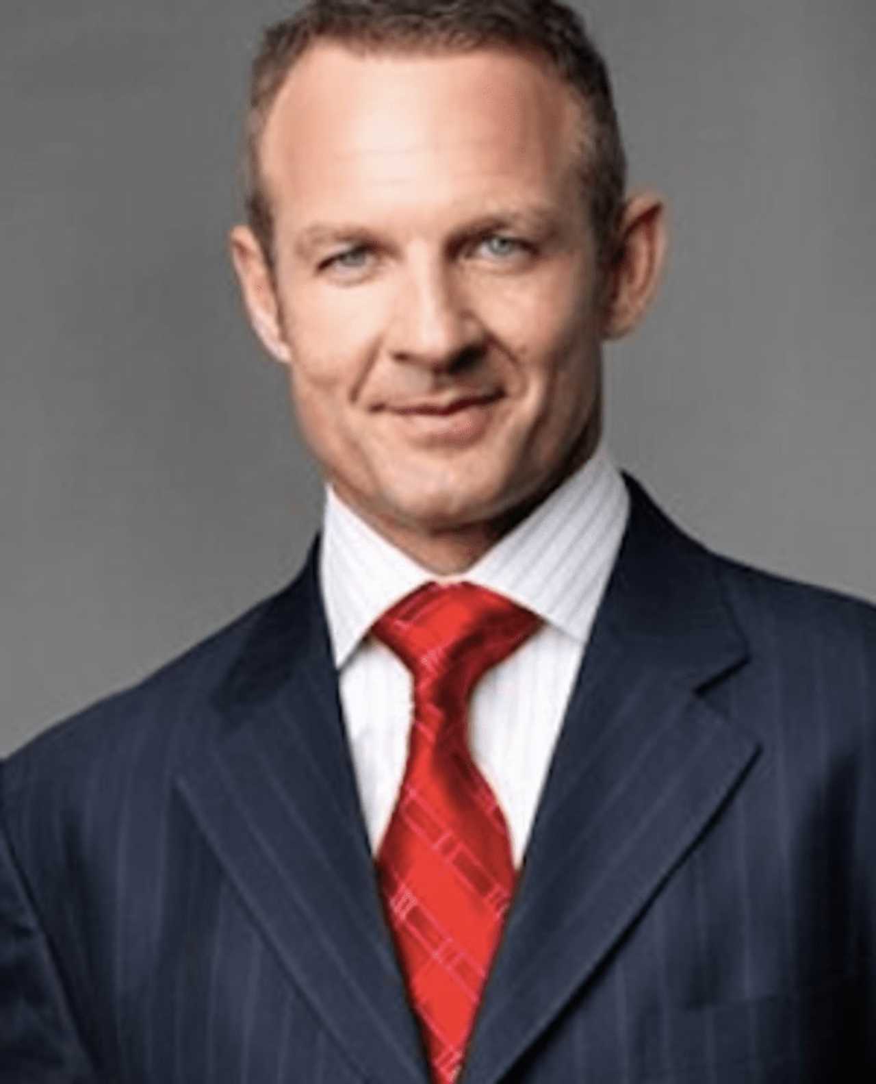 ESPN Analyst, Former NFL Star Joins Yonkers Sports Bar To Kick Off