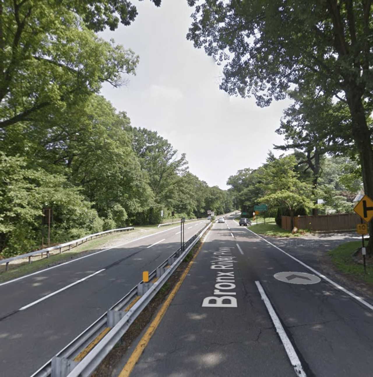 Bronx River Parkway Reopens After Crash With Overturned Car Scarsdale