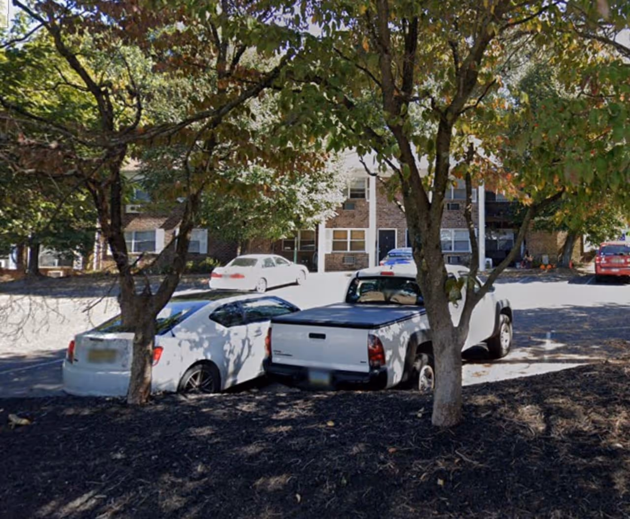 Car Strikes Apartment Building In South Jersey Developing Gloucester