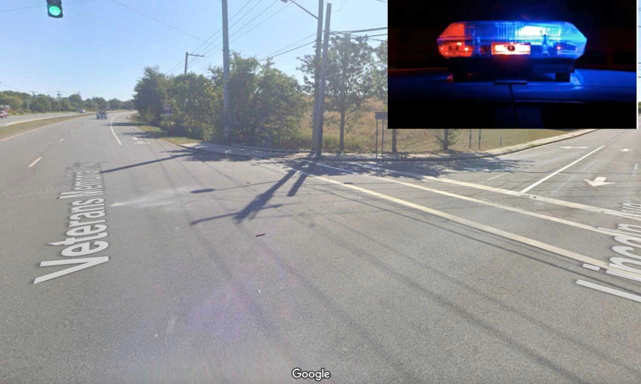 Man Killed, 4 Injured In ThreeVehicle Holbrook Crash, Police Say