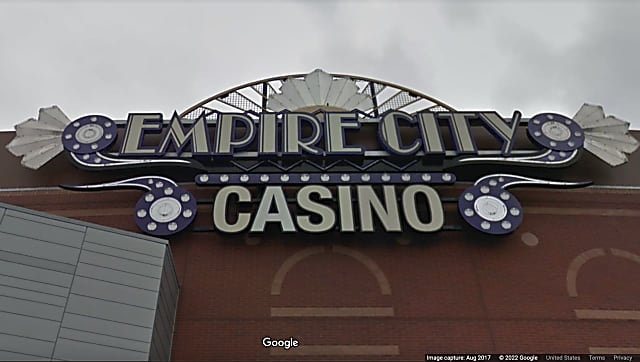 Mamaroneck Woman Hits $139,808 Jackpot at Empire City to Start