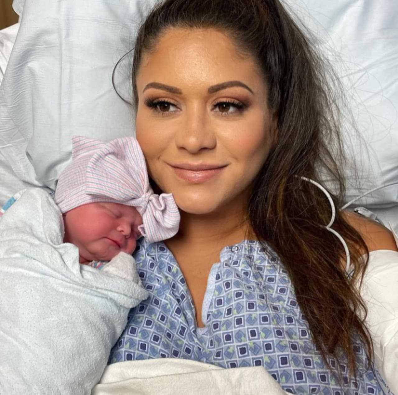 Sabrina Burkholder's Instagram, Twitter & Facebook on IDCrawl