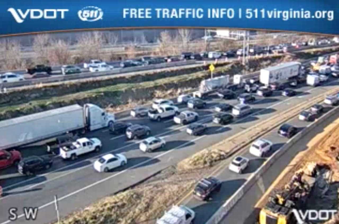 Traffic Comes To Standstill On I 495 For Police Activity In Fairfax