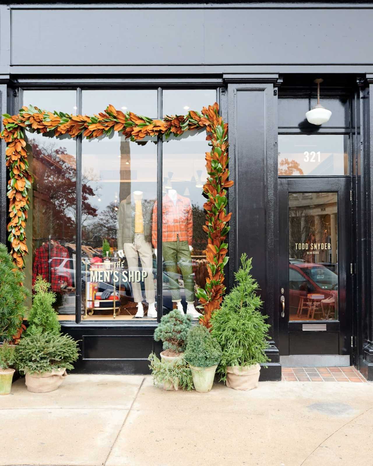 Men's Clothing Store Chain Opens First CT Location In Fairfield County