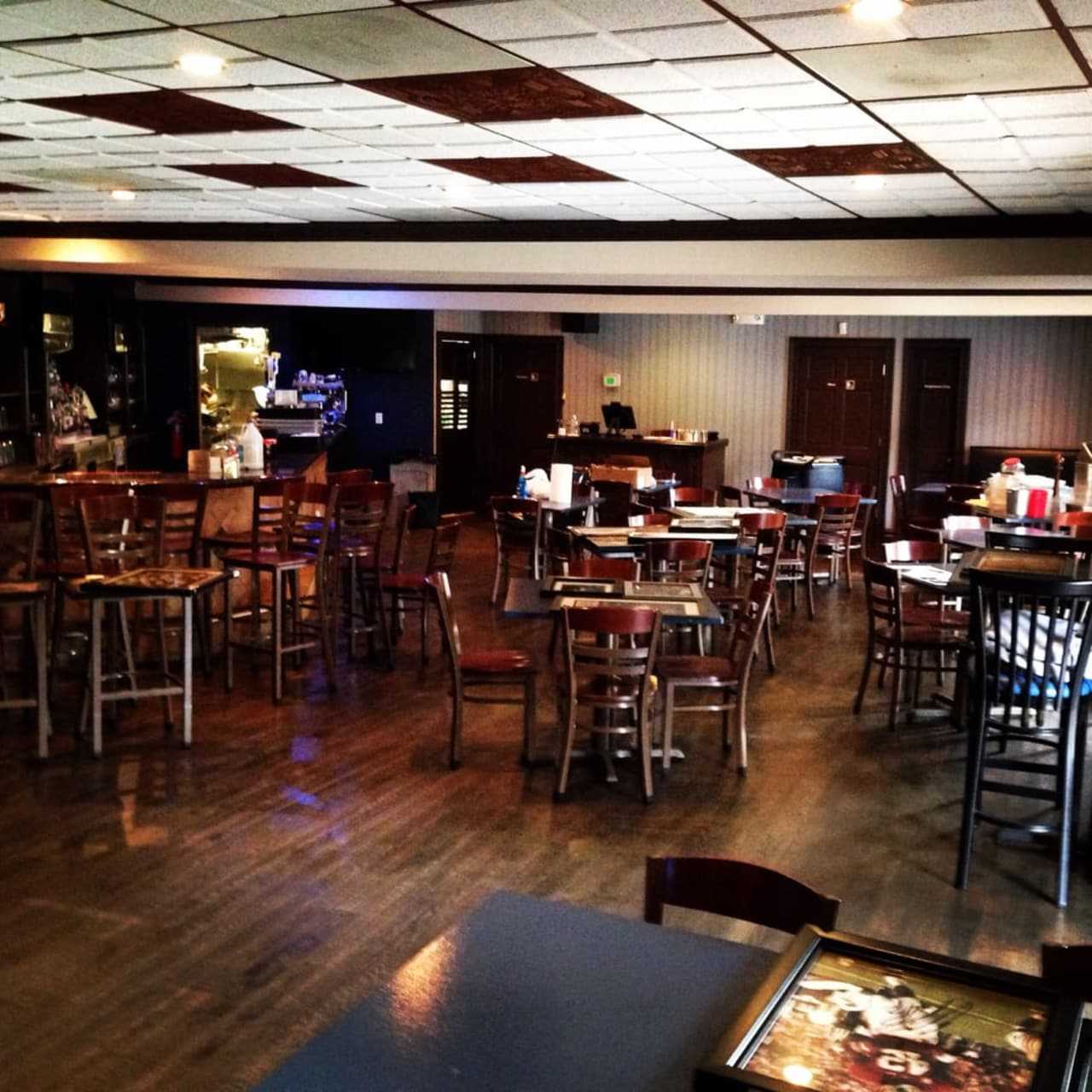 Raise A Glass And Enjoy A Cocktail At One Of Elmwood Park's Favorite