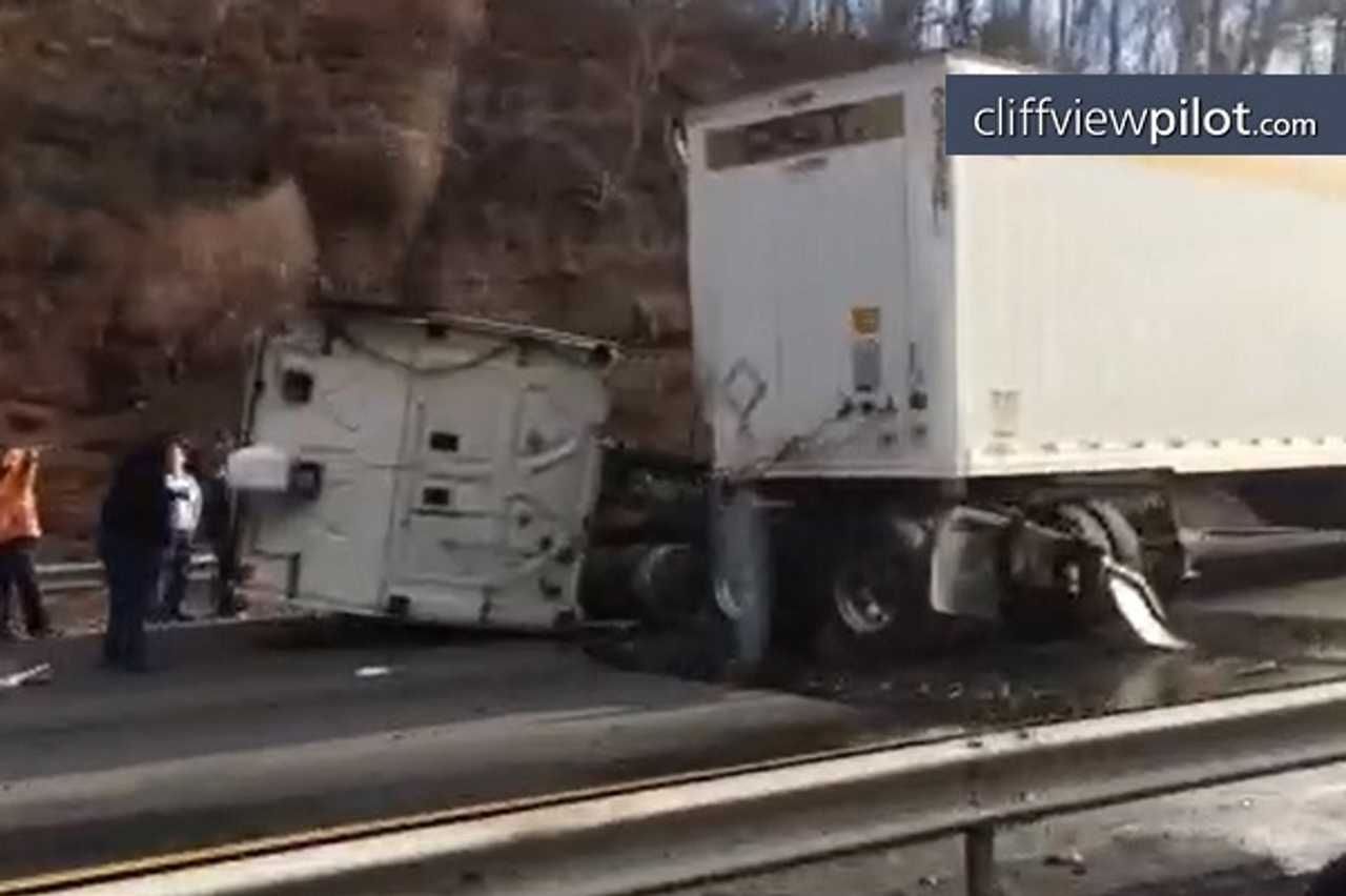 Tractor-trailer Crash Closes Northbound NY Thruway | Lyndhurst Daily Voice