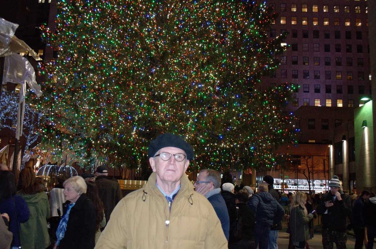 How Are You Lighting Your Holiday Decorations, Yorktown? Yorktown