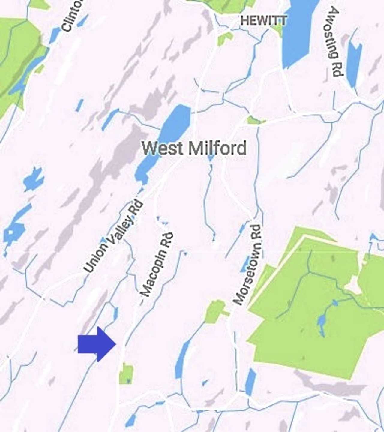 Van, Jeep Overturn In Three-Vehicle West Milford Crash | North Passaic ...