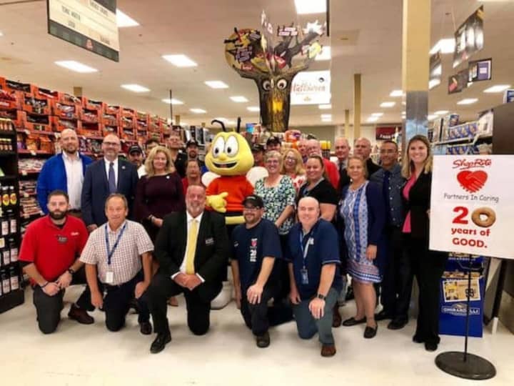 Elected officials help ShopRite celebrate 20 years in Carmel.