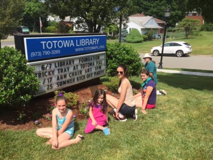 Totowa Library&#x27;s annual fundraiser is planned for Jan. 18.