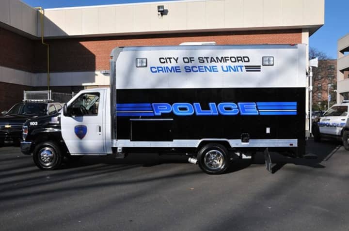 Stamford Police Department arrested a man after he called police to complain of texted death threats when they discovered he had arrest warrants.