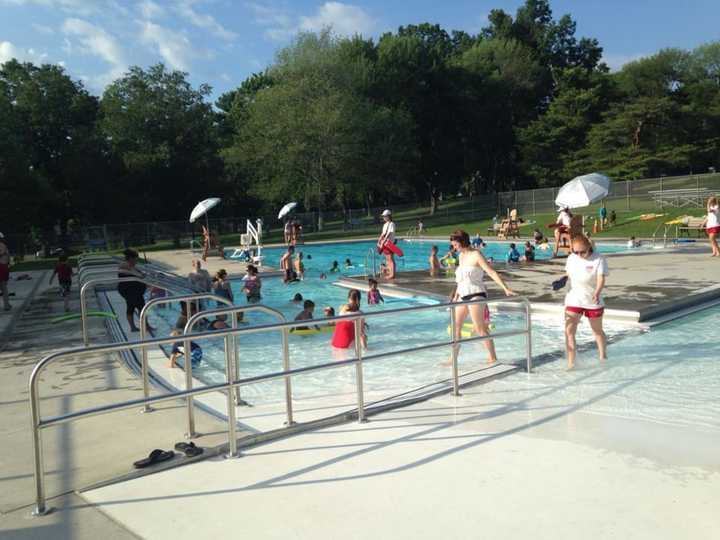 How To Reserve Swimming Time At 2 Of West Hartford's Public Pools