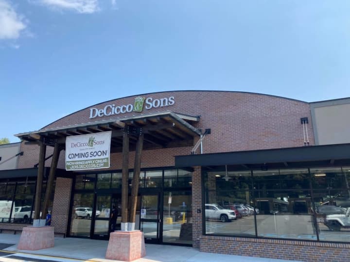 DeCicco &amp; Sons is opening its ninth location in Eastchester.