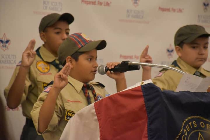 County Executive ‪‎Rob Astorino‬ congratulates the Boy Scouts of America on the organization&#x27;s new initiative to enroll more ‪Hispanic‬ ‪‎youth‬ into the program.