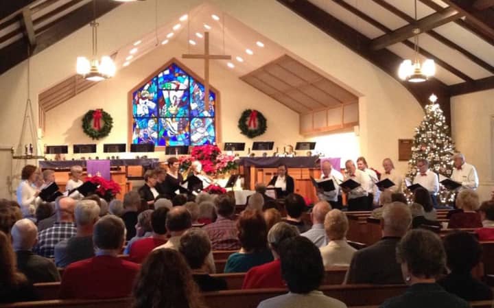 Teens are invited to a special Christmas Eve service at Packanack Community Church in Wayne.