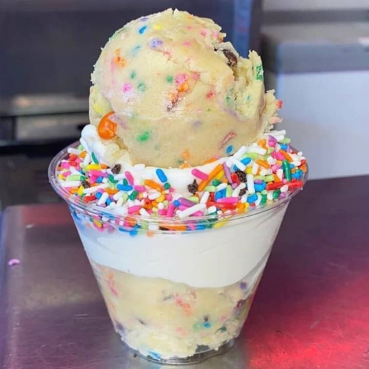 Ralph&#x27;s ices in Hasbrouck Heights has announced a reopening date.