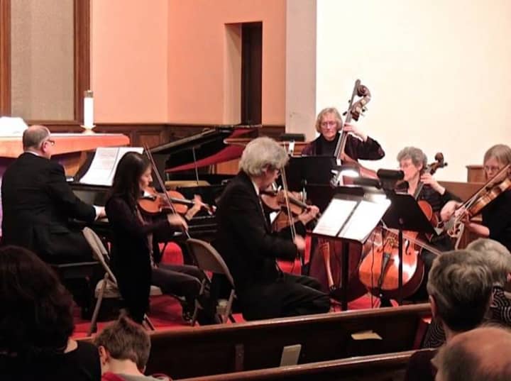 The Leonia Chamber Musicians Society, Inc. will perform at the Leonia Methodist Church on Sunday.