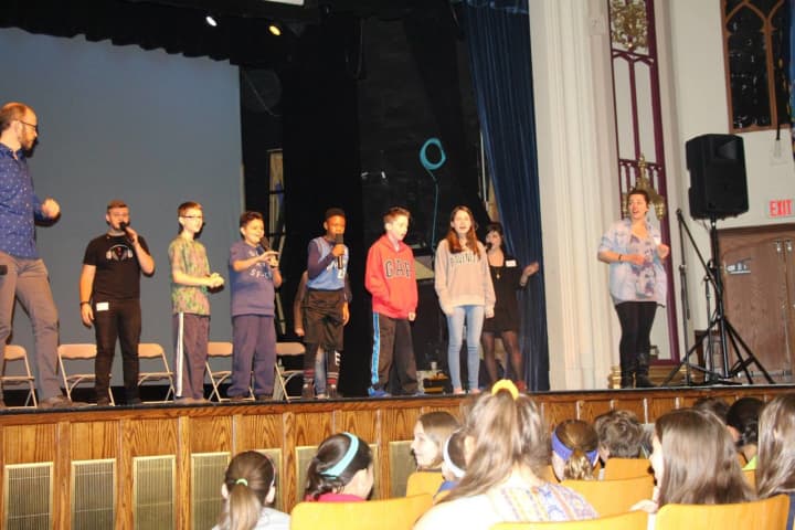 The five-time Grammy winners The Swingles recently held a workshop with Pelham chorus students.