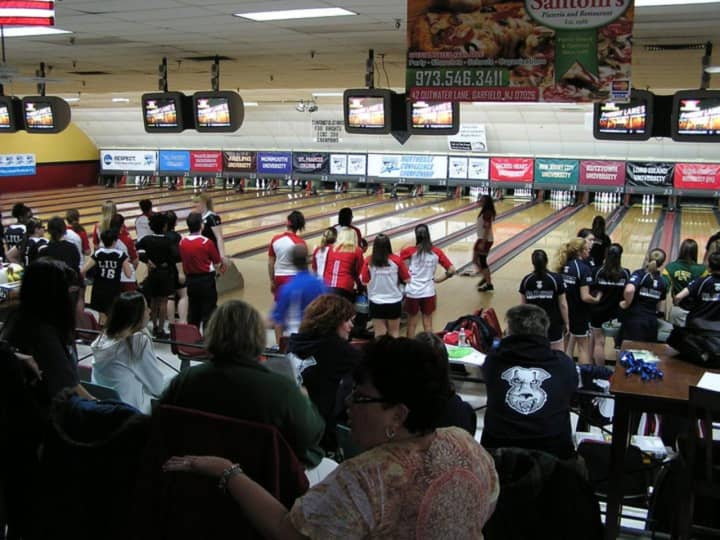 Parkway Lanes has received a reprieve, and will stay in business as a bowling alley under new ownership.