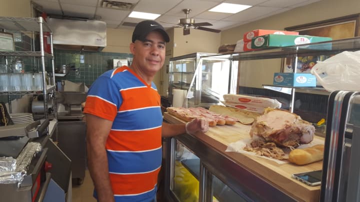 Andrys, owner of &quot;Andris Cuban Sandwich King&quot; in Lyndhurst.