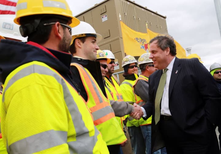 Gov. Chris Christie meets PSE&amp;G workers in Hackensack.