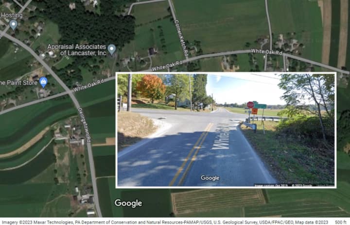 A map showing where the crash happened and an image of the intersection of White Oak Road and Route 896/Georgetown Road, in Paradise Township.