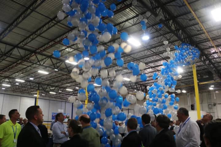 STERIS celebrated the opening of its new 60,000 square foot facility on Thursday.