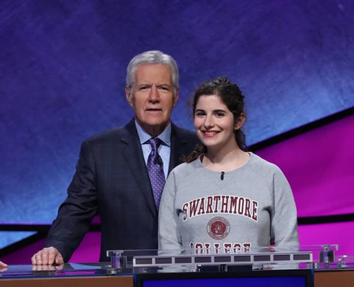 Ridgewood college student takes home $26,000 on &quot;Jeopardy! College Championship.&quot;