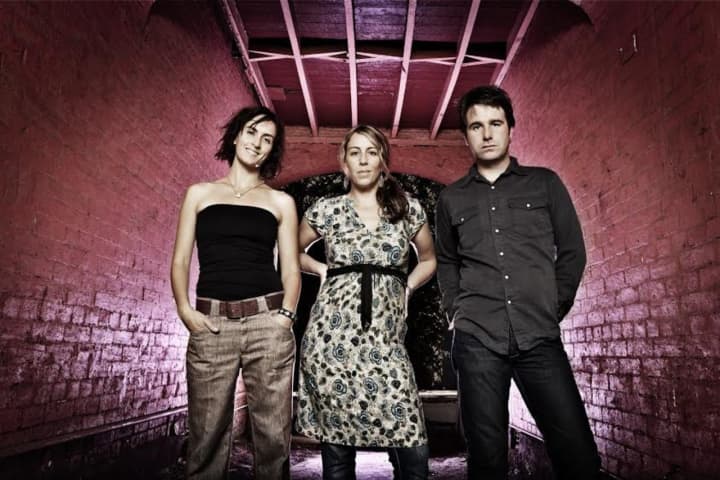Australian folk rockers, The Waifs,will perform May 4 at the Ridgefield Playhouse.