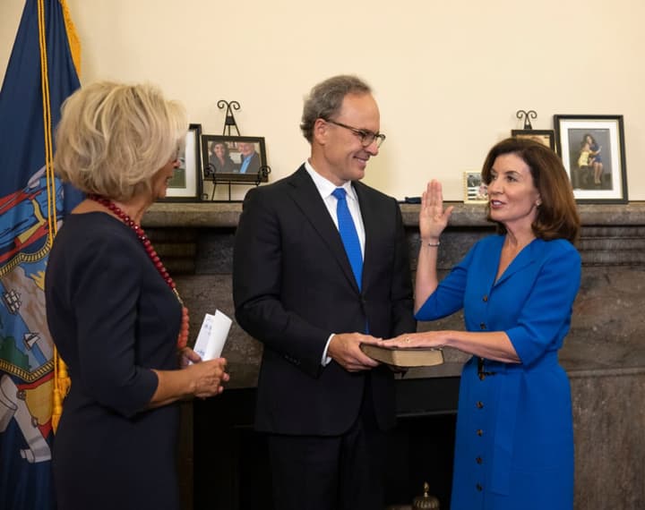 Governor Kathy C. Hochul being sworn in.