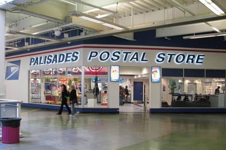 The Palisades Postal Store will remain open on Labor Day.