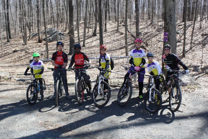 Youth mountain biking teams are forming across Fairfield County.
