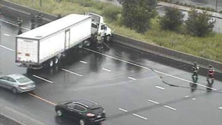 A tractor-trailer jackknifed on I-95 north between Exits 28 and 29, causing a nearly 20-mile traffic backup on Monday afternoon.