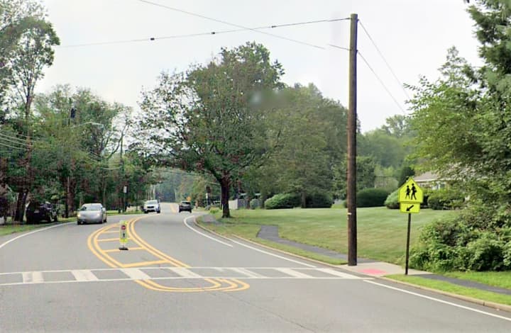 Newton Road and Wyckoff Avenue, Wyckoff